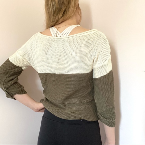 Brown and White Suzy Shier Sweater Size S - Picture 4 of 8